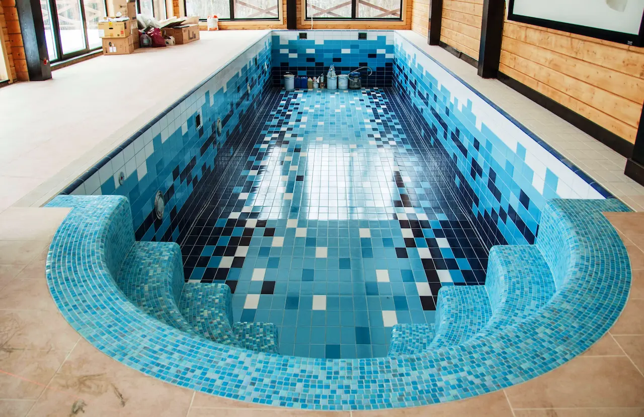 Бетонний басейн з мозаїкою, Київ